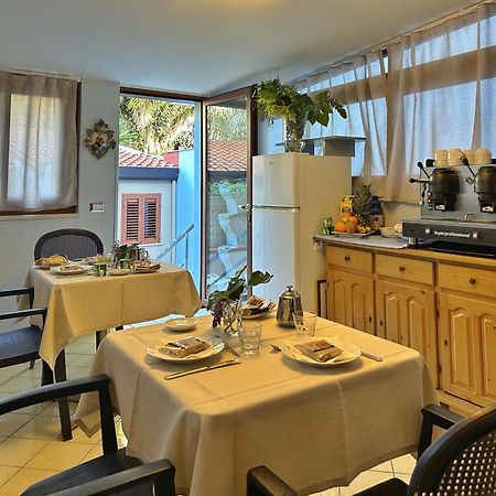 La Piazzetta Panzió Giardini-Naxos Kültér fotó