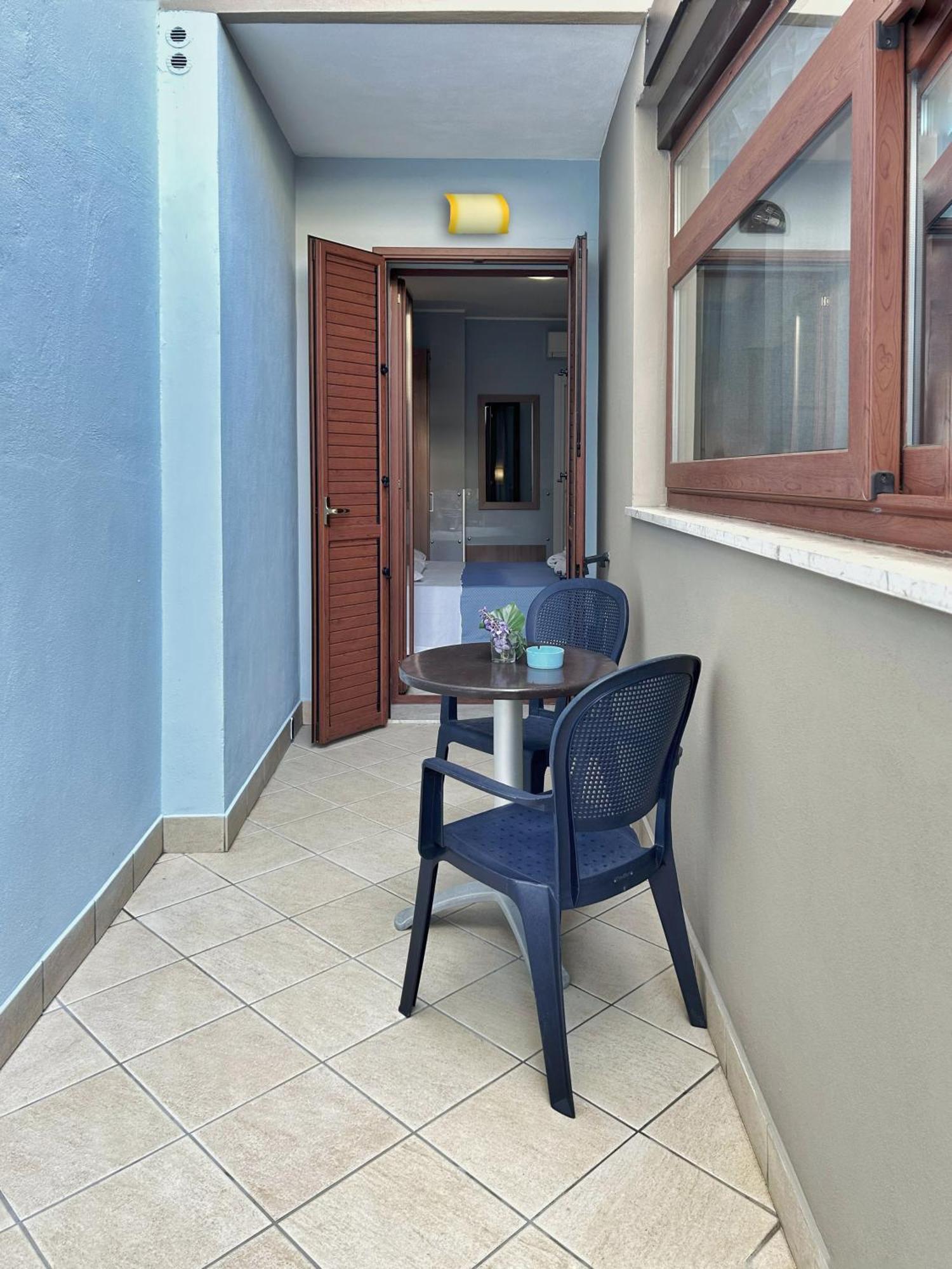 La Piazzetta Panzió Giardini-Naxos Kültér fotó